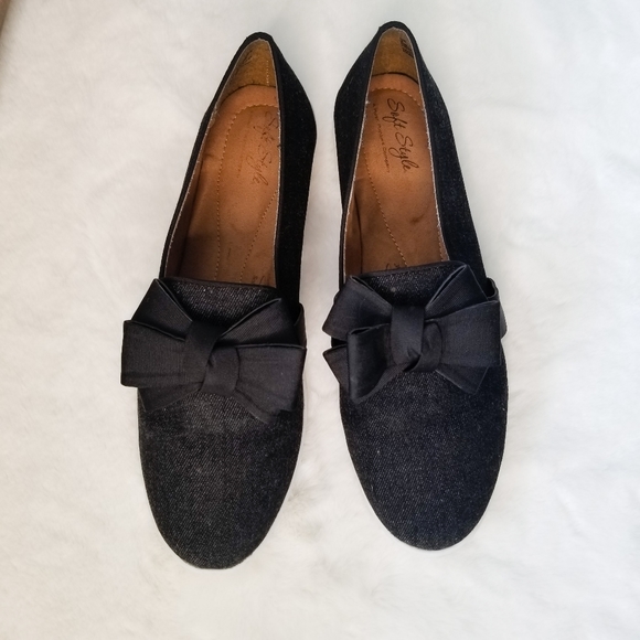 Hush Puppies Shoes - 3/$21 Hush Puppies Slip On Bow Denim Sneakers